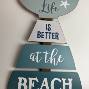 Wandbord Life is better at the  beach groot !