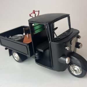 Metalen tuk tuk zwart